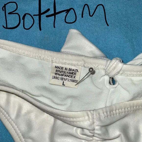 WHITE LUSTER RUCHED BIKINI WITH REAR BOW AND GOLD CHAIN DETAILS BY SYRUP - Picture 8 of 15